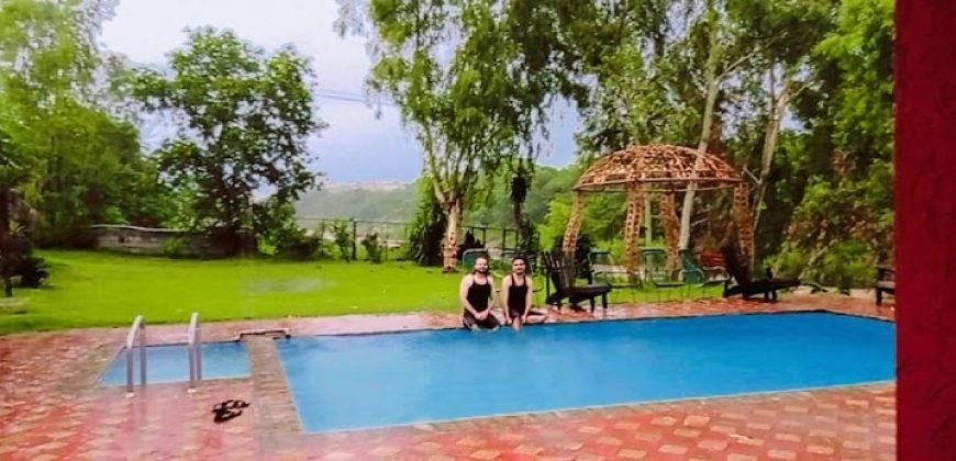 ISLAMABAD  FARMHOUSE 135