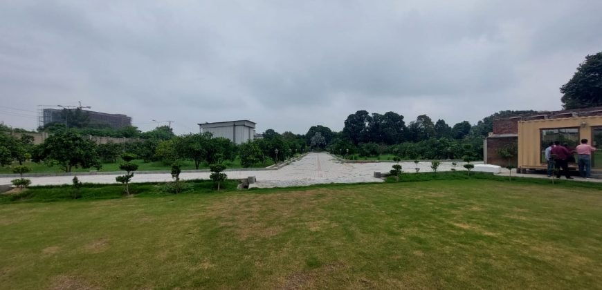 THOKAR NIAZ BAIG FARMHOUSE 73