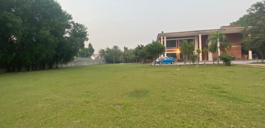 JOHAR TOWN FARMHOUSE  149
