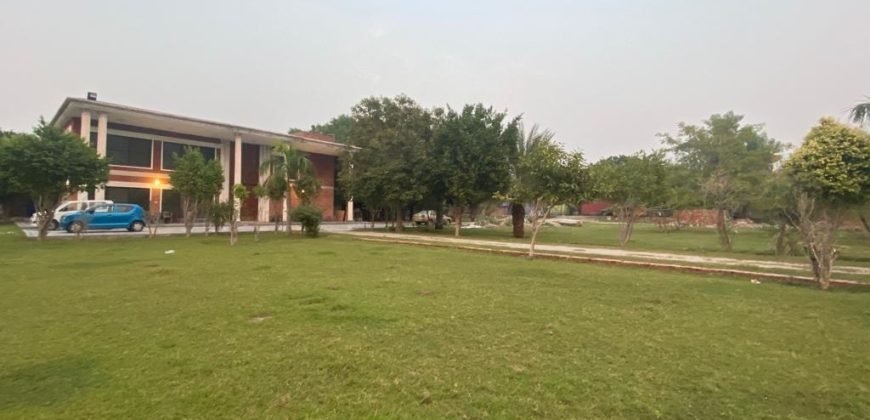 JOHAR TOWN FARMHOUSE  149