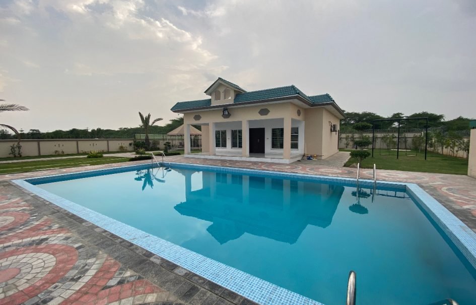 SWIMMING POOL BARKI ROAD 75