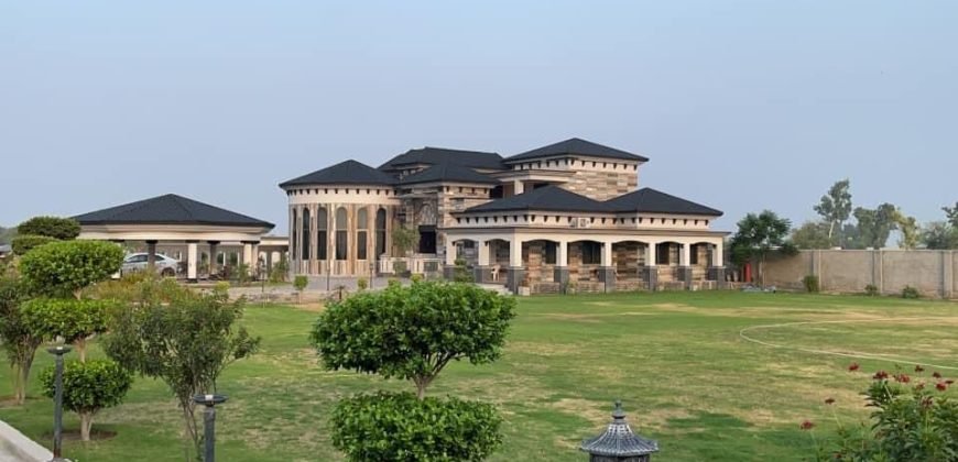 BAHRIA TOWN FARMHOUSE 63