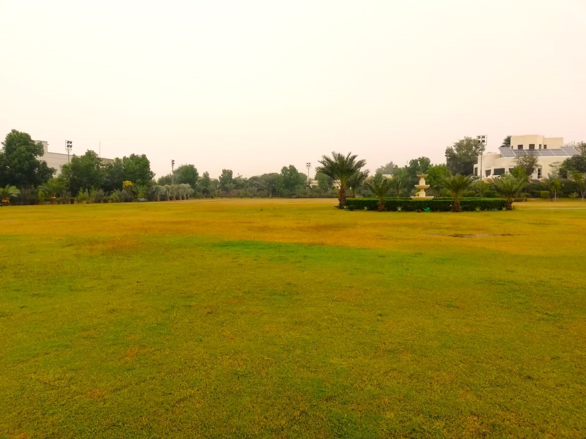 GREEN ACRE FARMHOUSE 18