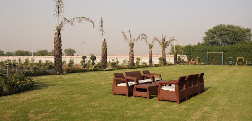 FEROZPUR ROAD FARMHOUSE 110