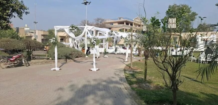 JALLO FARMHOUSE 208