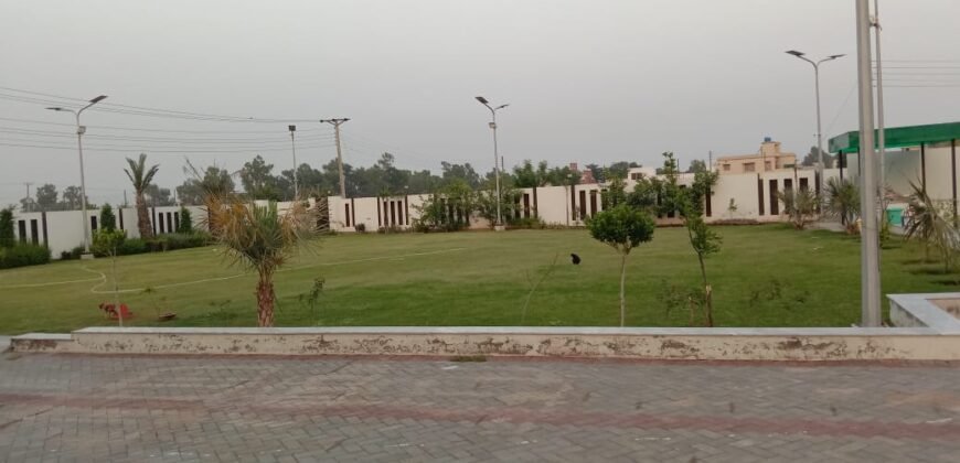 RAIWIND ROAD FARMHOUSE 245
