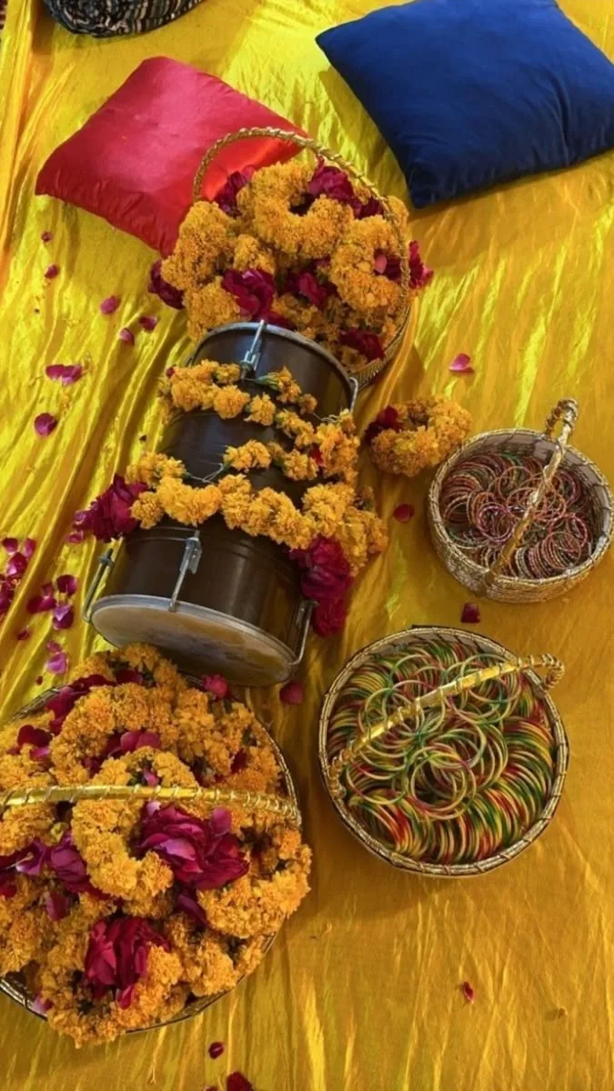 Traditional finishing touches for a dholki celebration in Lahore